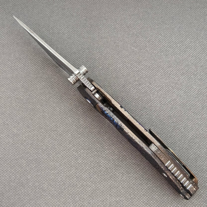 VORIXN „Skull Mirror“ Flipper- & Daumenpin-Messer, Titan-gravierter, anodisch gefärbter Griff (10,2 cm 10Cr15CoMoV Klinge) KB089
