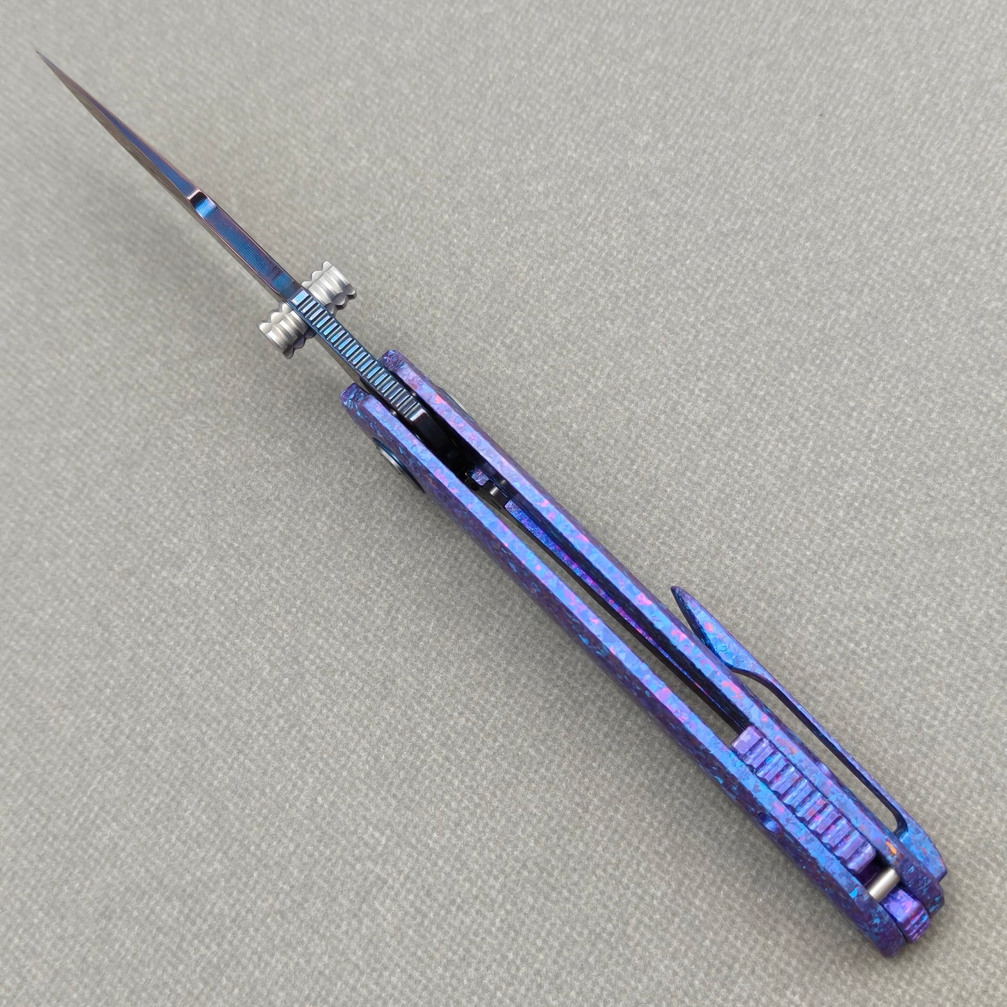 VORIXN "Rimeforge" (3.8" Damascus Blade)  Crystallized Titanium Handle Flipper & Thumb Stud Folding Knife - KB125