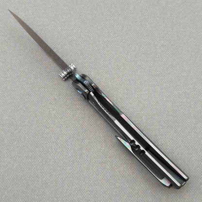 VORIXN Spectra KB127 Folding Knife – open edge side locking structure showing frame lock and inner construction