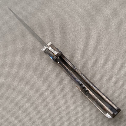 VORIXN KB096 open edge-side locking structure showing frame lock area and inner handle construction.