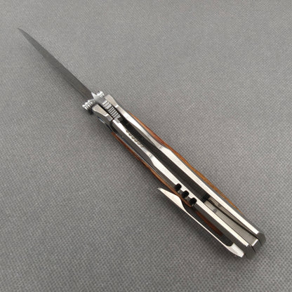 VORIXN KB043 open edge-side locking structure showing lock area and inner handle construction.