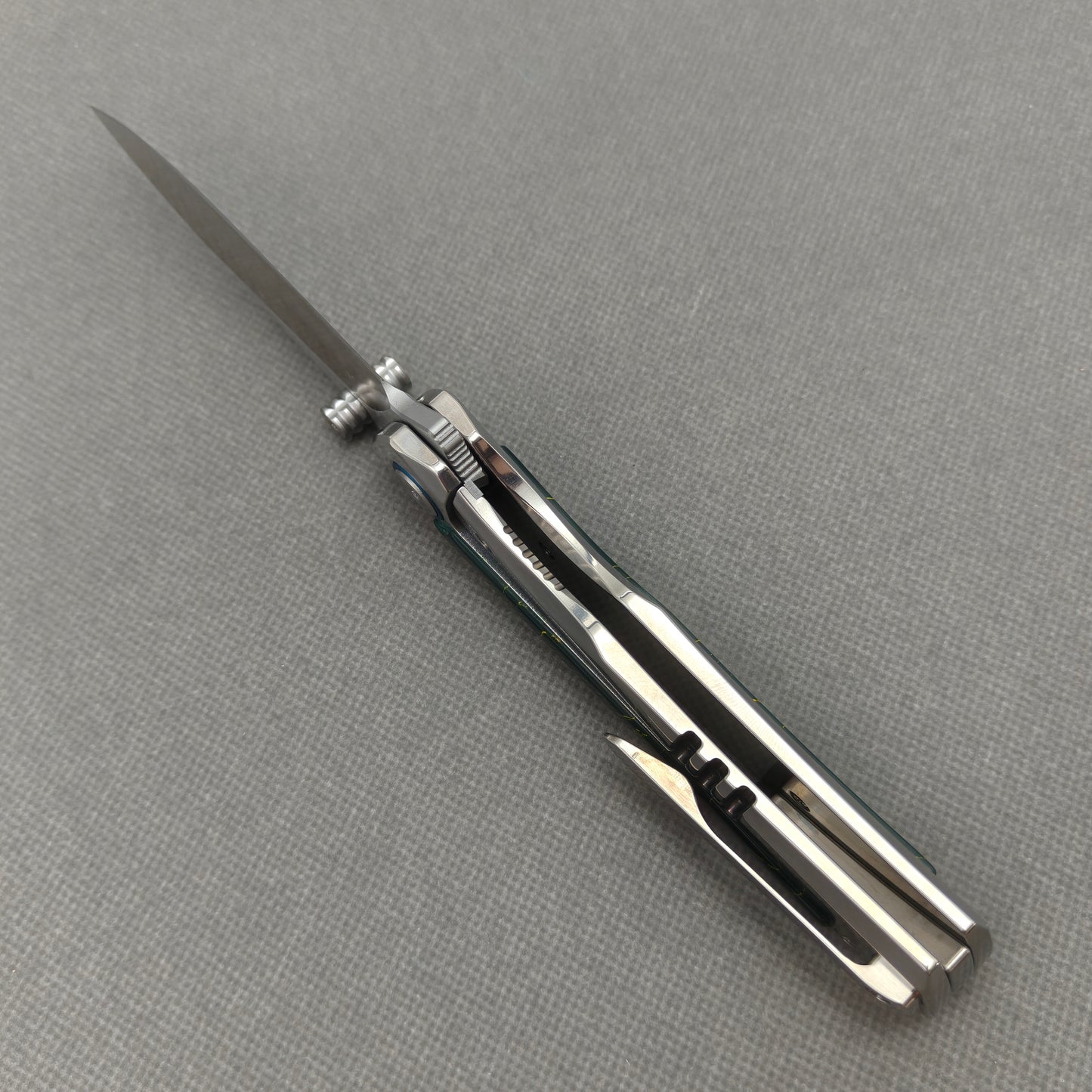 Vorixn "VERDANT" Flipper- & Daumenpin-Messer Titan & Labor-Türkis-Griff (9,14 cm 10Cr15CoMoV Klinge) KB042