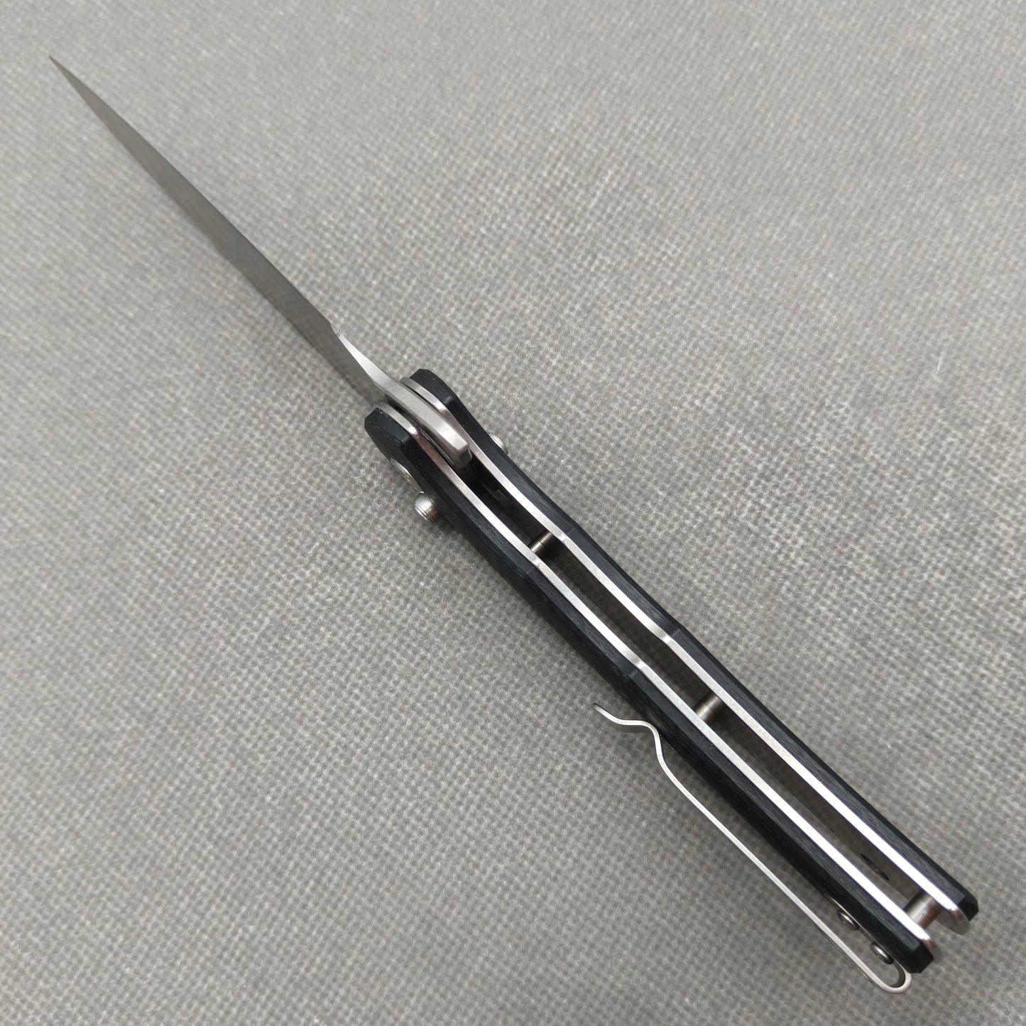 Couteau VORIXN Flipper en acier inoxydable et manche G10 (lame D2 de 3,7") KA014