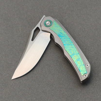Couteau pliant RIHE Design, manche titane + titane cristallisé (lame Bohler M398 de 3,7") KB076