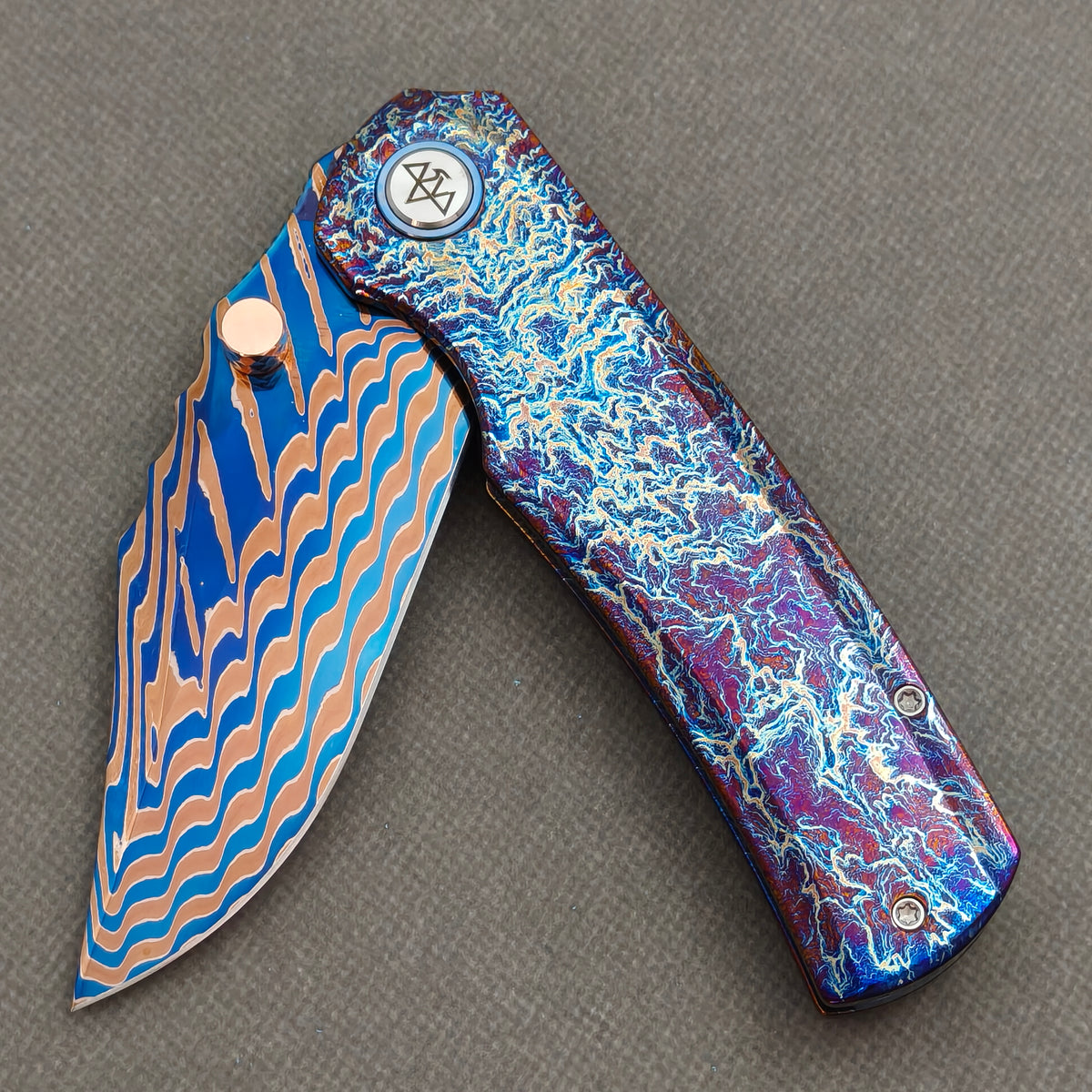 VORIXN "Stormweave" (3.7" Damascus Blade)  Titanium Handle Flipper & Thumb Stud Folding Knife - KB144