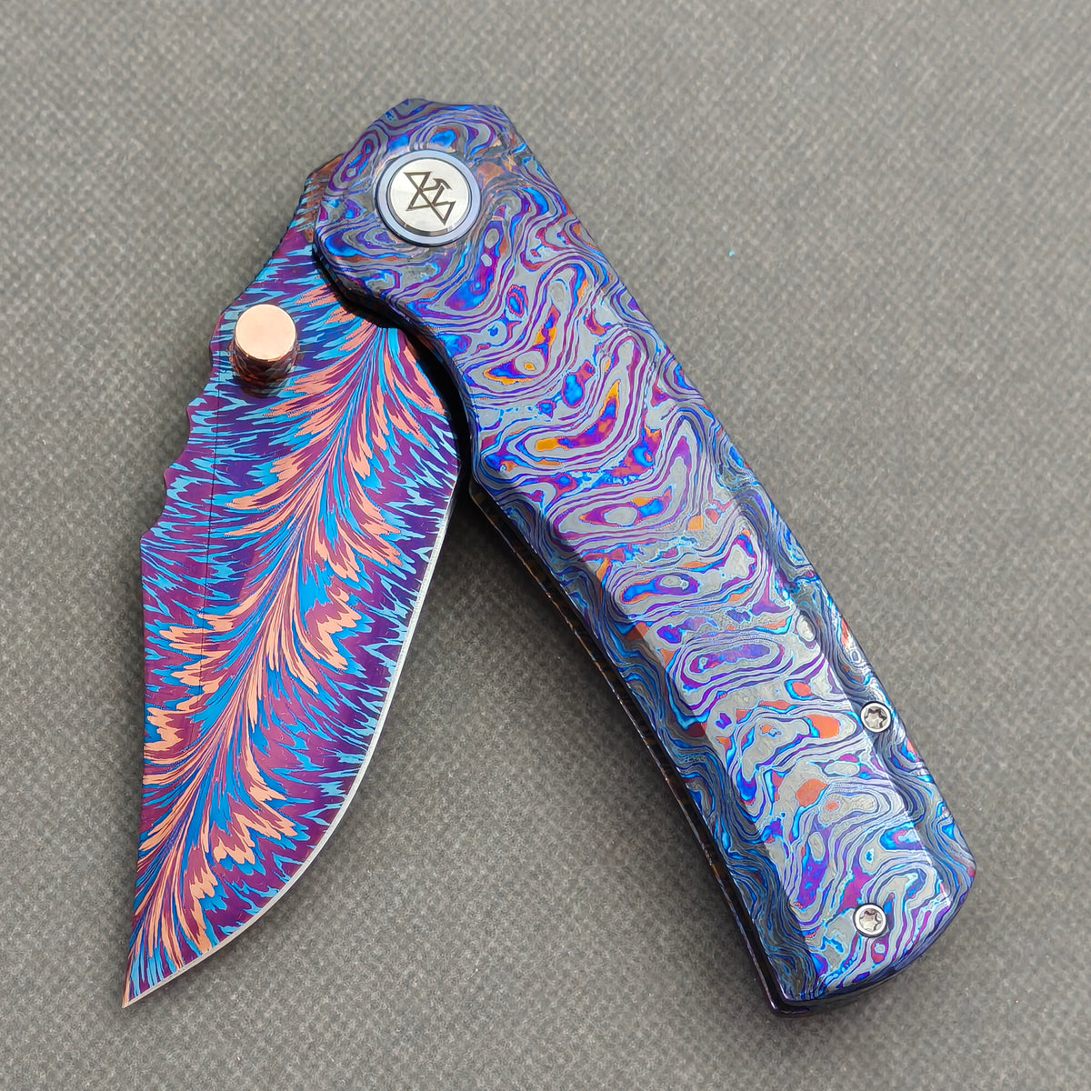 VORIXN "Riftflare" (3.7" Damascus Blade) ZircuTi Handle Flipper & Thumb Stud Folding Knife - KB142