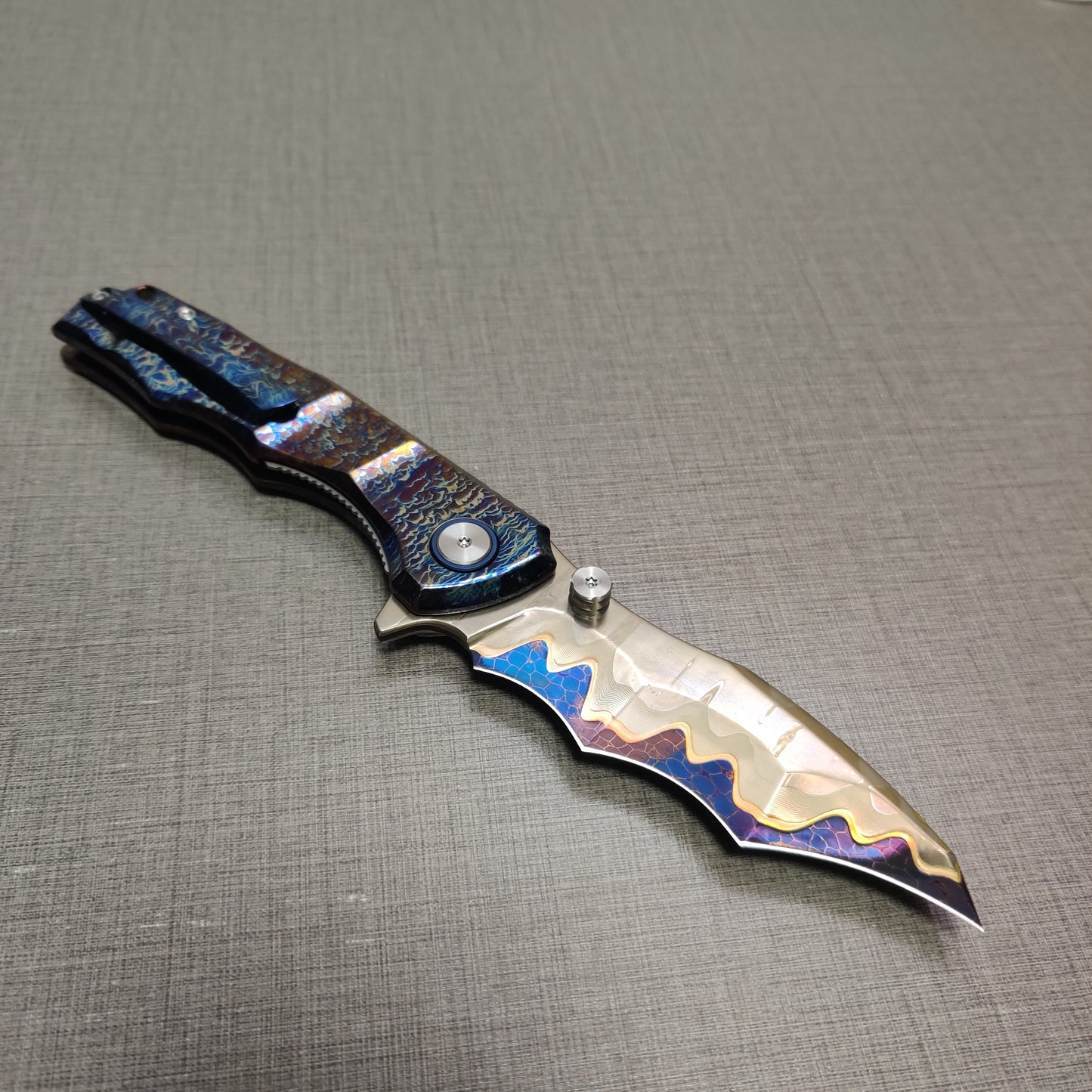 VORIXN "Drakescale" Flipper & Thumb Stud Knife Titanium Hand-Flamed Handle (3.6" Damascus Blade) KB057 / KB058