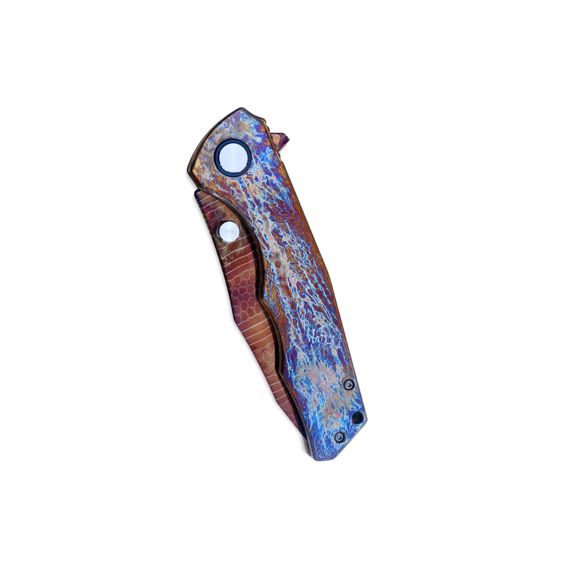 VORIXN ZircFlame KB020 knife closed, non-clip side, showing handle pattern and shape