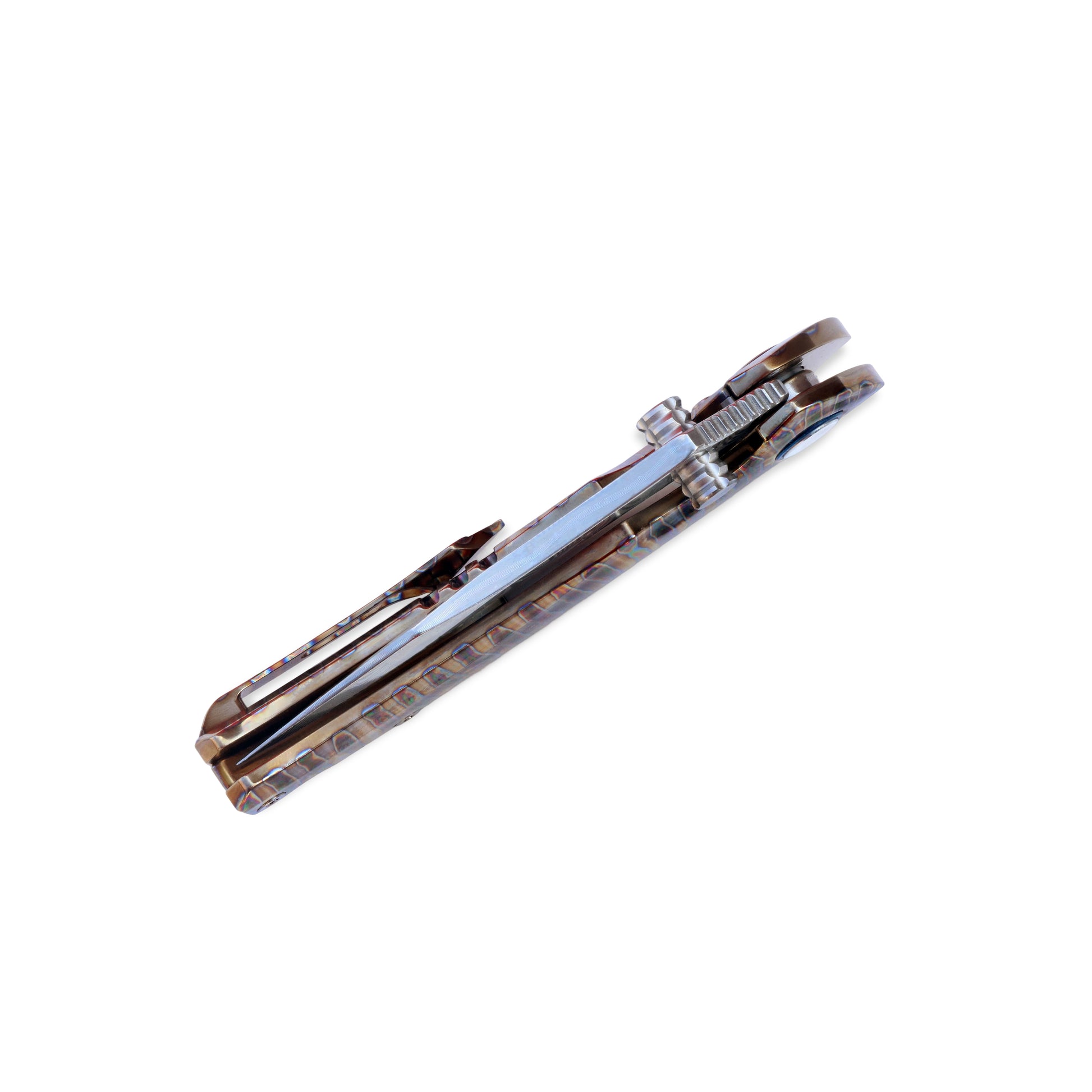 Folding knife closed, blade on top, angled view – VORIXN KB029